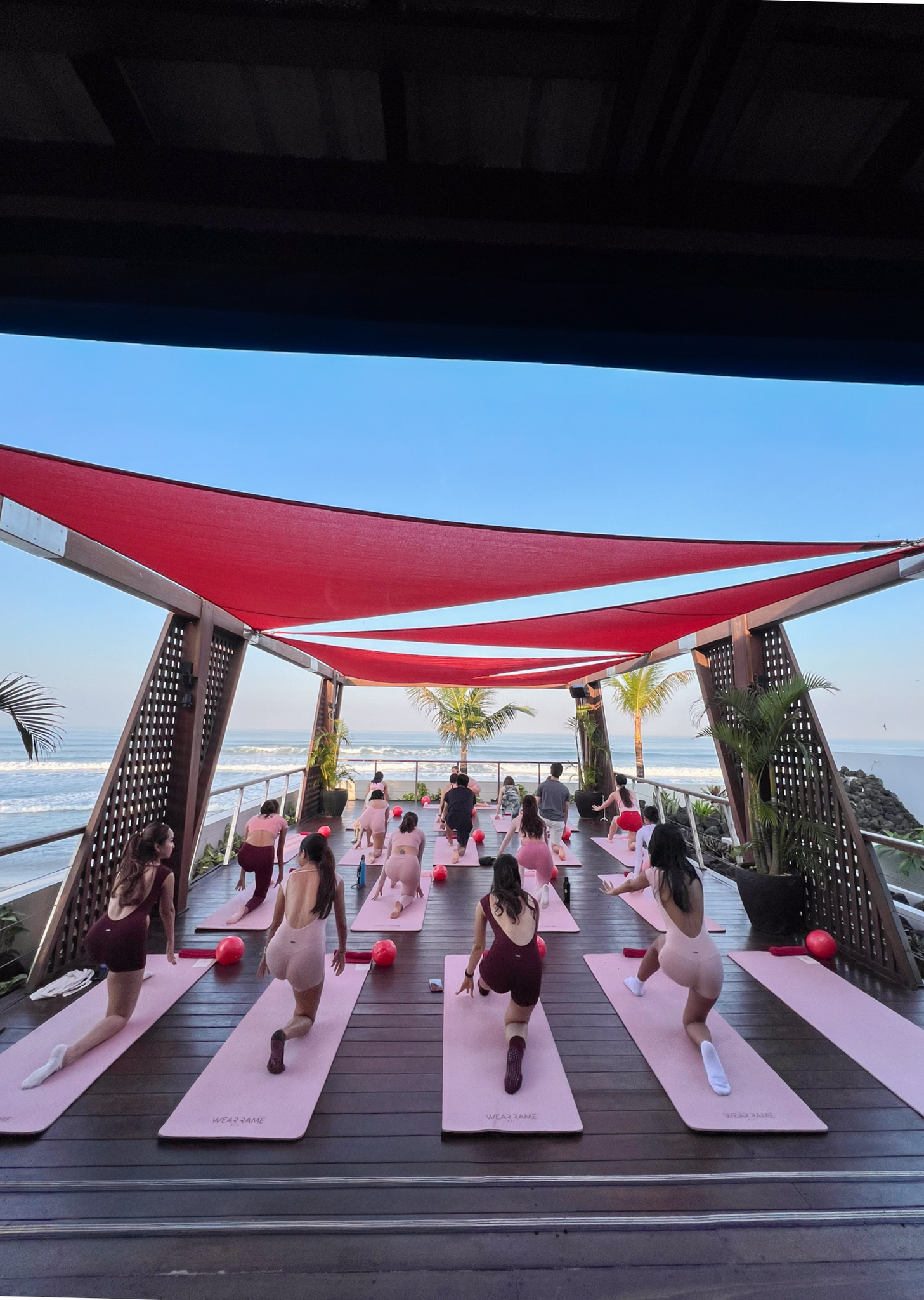 Wear Rame X Ku De Ta : Pilates by the sea