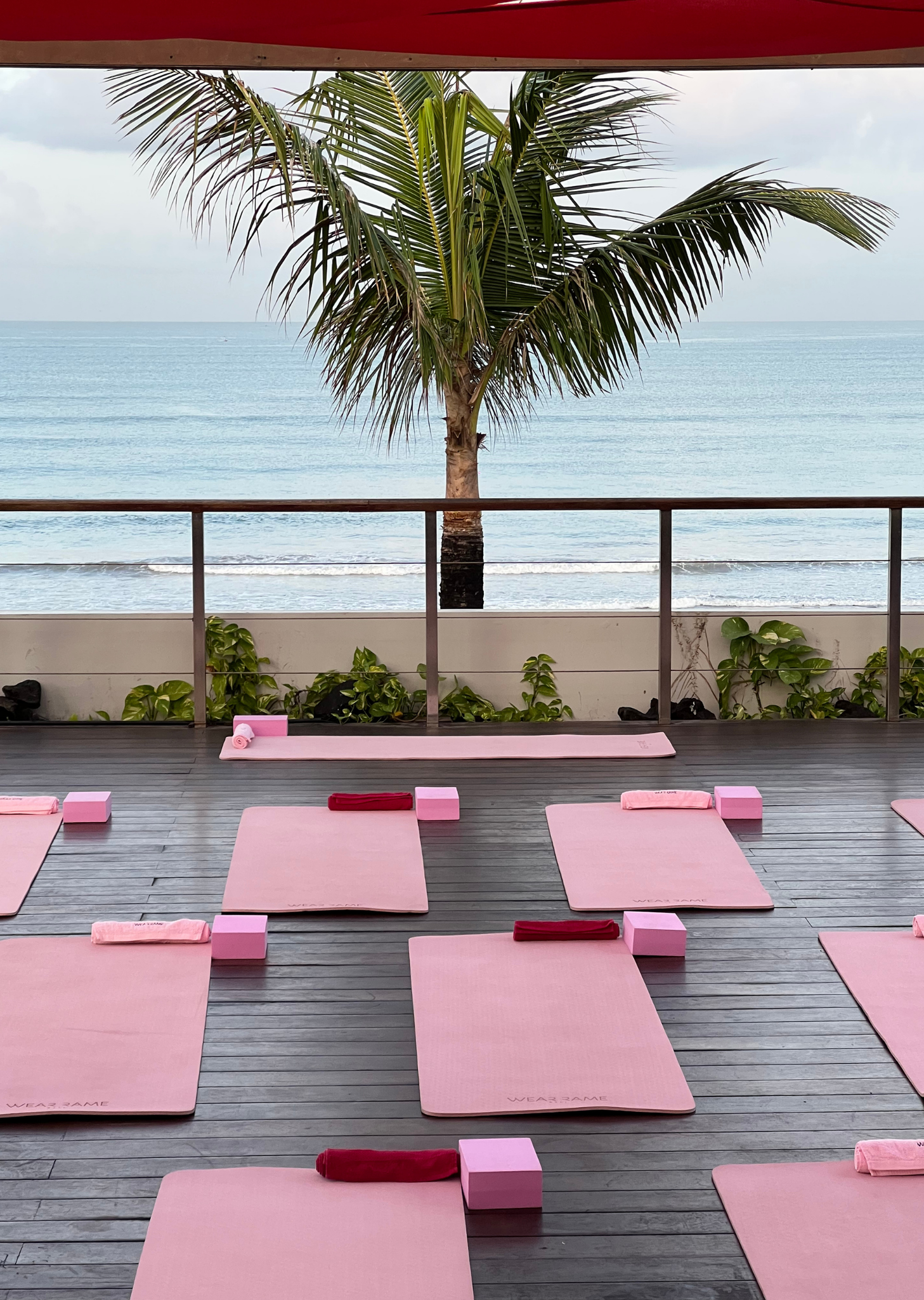Wear Rame X Ku De Ta : Pilates by the sea