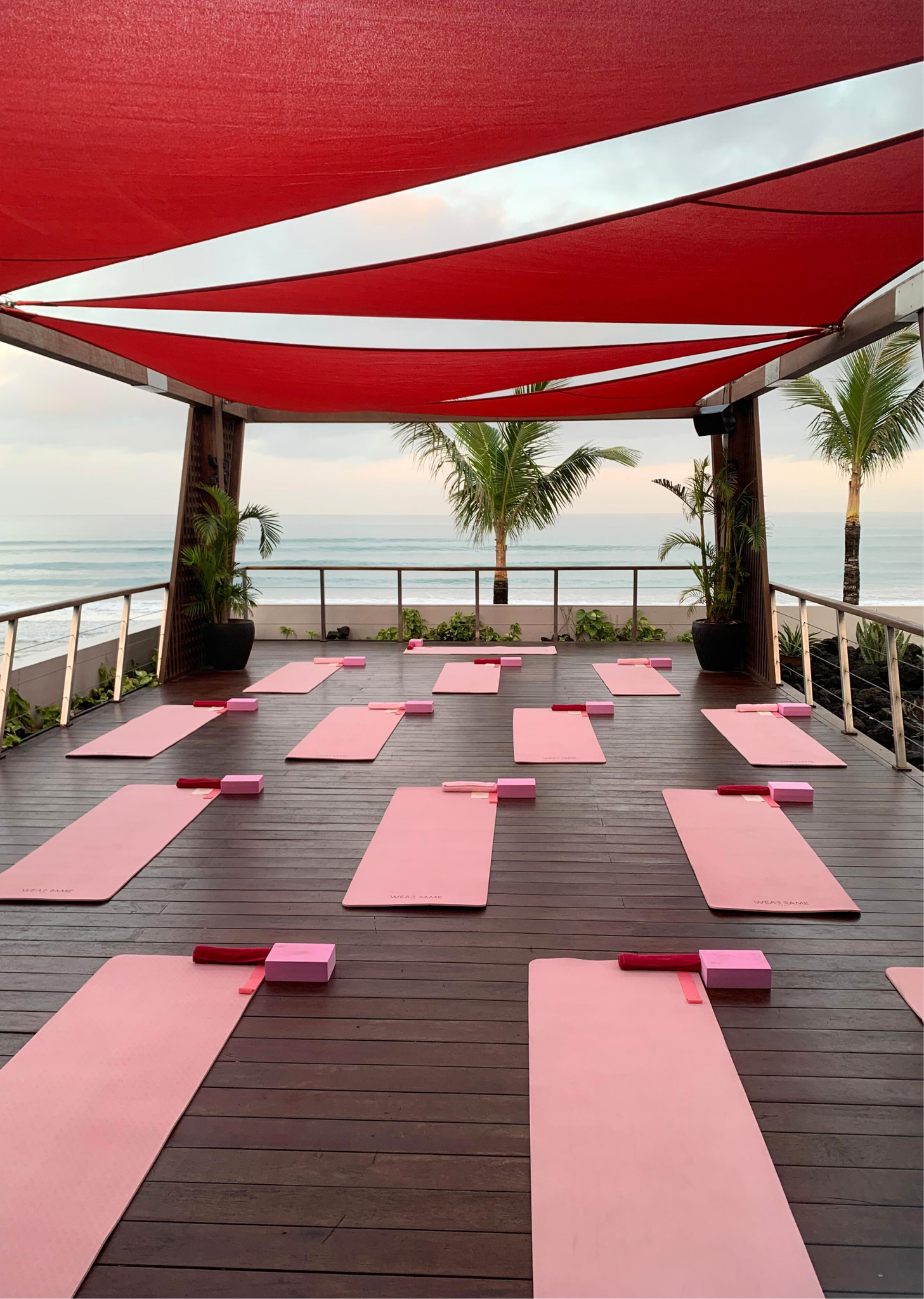 Wear Rame X Ku De Ta : Pilates by the sea
